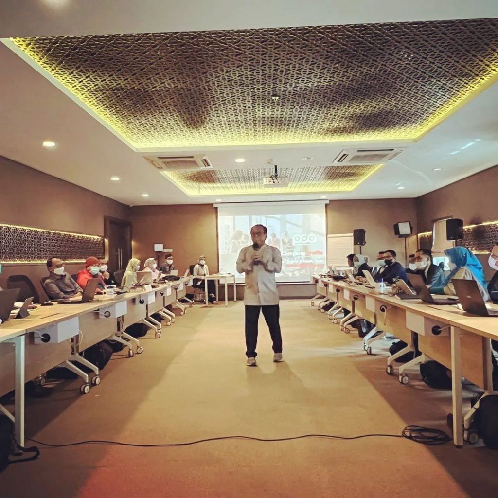 PowerCommerce Asia x ESQ Leadership  Indonesia Emas 2045 via instagram.com/hadikuncoroo